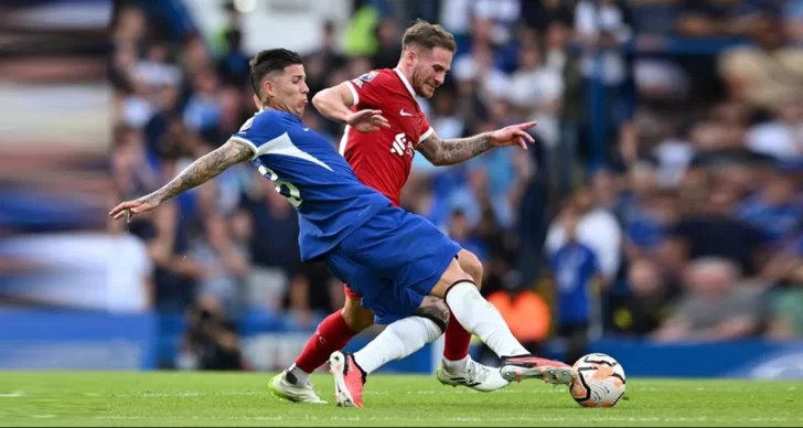 McAllister y Fernández, a mano McAllister y Fernández, a mano