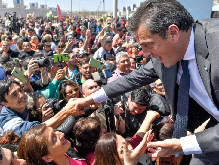 Como quiere Milei, el Presupuesto 2024 se presenta y no se trata