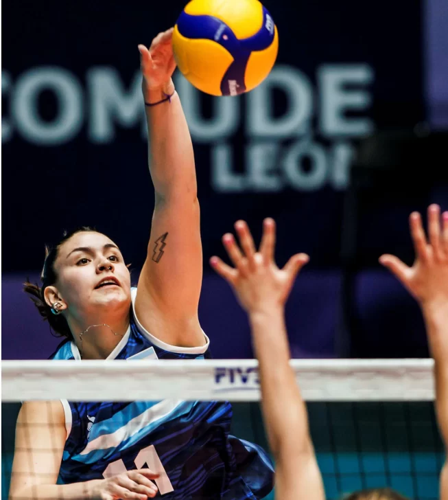 Debut y derrota de Las Panteritas