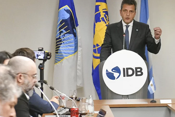 Anuncian U$S 1.310 millones del BID y el BM para Argentina