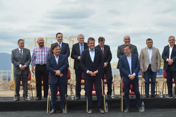 Ante líderes radicales, Massa impulsa un gobierno de unidad