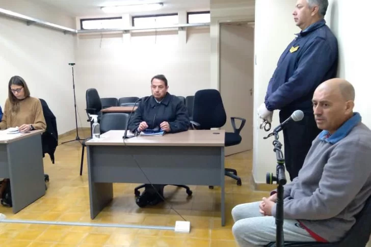 Le dan 4 años de pena por pornografía infantil