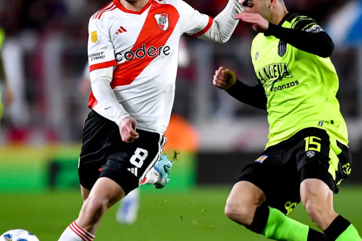 River enderezó el rumbo a puro gol