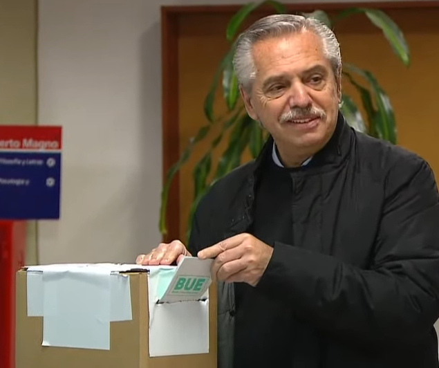 Alberto Fernández luego de votar: “Empezamos un proceso electoral que terminará seguramente en noviembre”. Alberto Fernández luego de votar: “Empezamos un proceso electoral que terminará seguramente en noviembre”.
