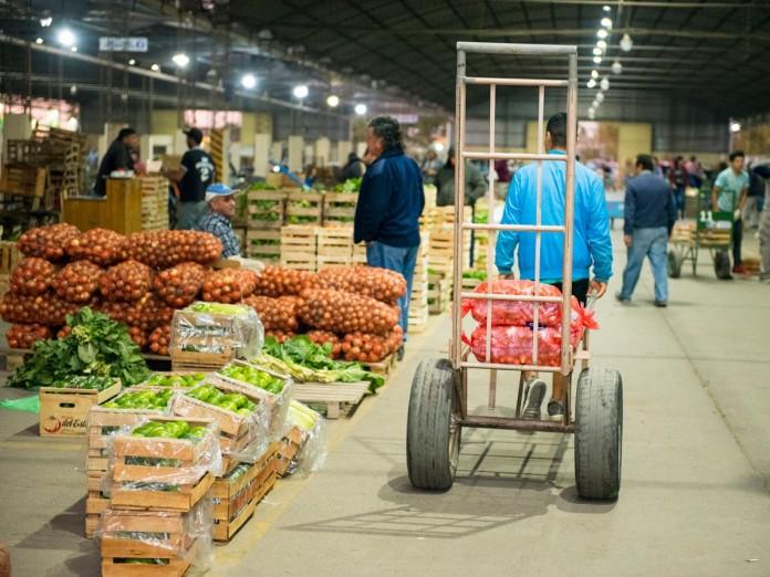 Se necesitan nuevas y mejores estrategias para vender alimentos Se necesitan nuevas y mejores estrategias para vender alimentos