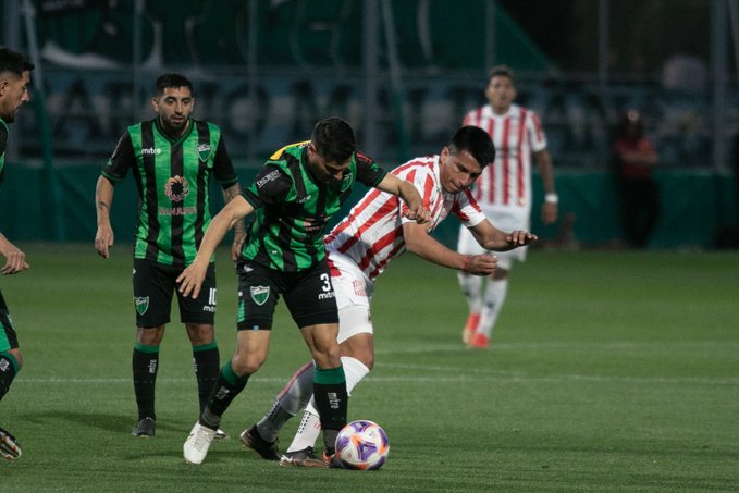 San Martín no tuvo ideas ante la presión de su gente y tuvo que conformarse con un empate San Martín no tuvo ideas ante la presión de su gente y tuvo que conformarse con un empate