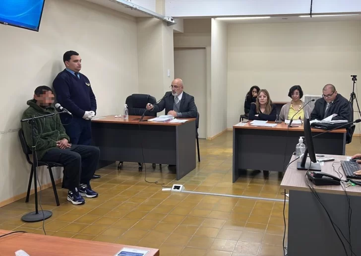 Cómo fue uno de los episodios denunciados por la joven presuntamente violada por su padrastro Cómo fue uno de los episodios denunciados por la joven presuntamente violada por su padrastro