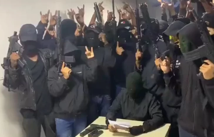 Los miembros de Los Lobos se atribuyeron el asesinato de Fernando Villavicencio Los miembros de Los Lobos se atribuyeron el asesinato de Fernando Villavicencio