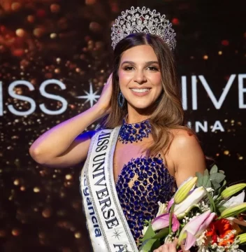 La representante de Río Negro fue coronada Miss Universo Argentina en San Juan La representante de Río Negro fue coronada Miss Universo Argentina en San Juan