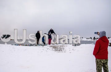 Ushuaia aislada por la nieve