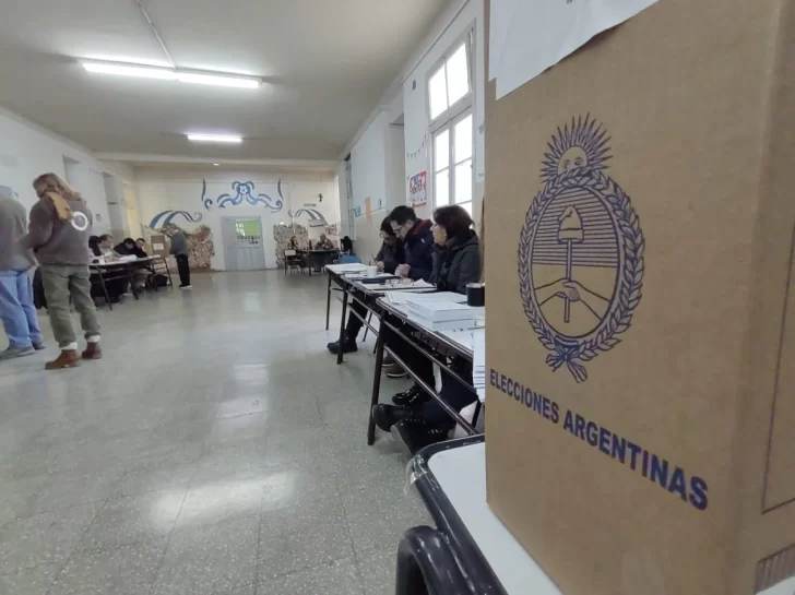 San Juan: votó el 69,5% del padrón y es la elección con menos participación desde la vuelta de la democracia San Juan: votó el 69,5% del padrón y es la elección con menos participación desde la vuelta de la democracia