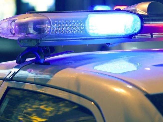 Amenazaba a los tiros a los vecinos y, cuando la policía la atrapó, le halló casi 1,5 kg de marihuana Amenazaba a los tiros a los vecinos y, cuando la policía la atrapó, le halló casi 1,5 kg de marihuana