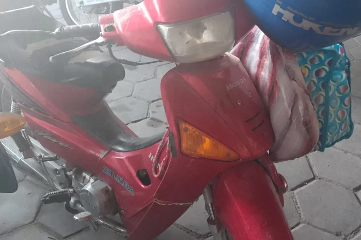 El peor final para el motociclista que chocó ayer contra una camioneta en Santa Lucía