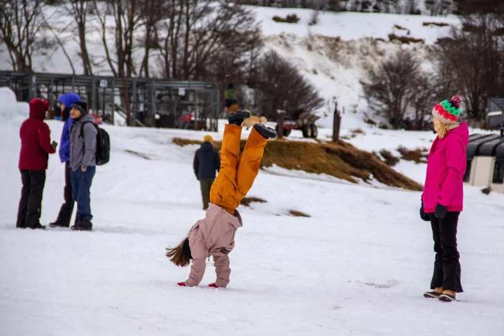 Casi 900 mil turistas viajaron durante este finde largo