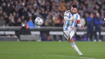 Con un golazo de tiro libre de Messi, Argentina empezó el camino al Mundial 2026 venciendo a Ecuador 1 a 0 Con un golazo de tiro libre de Messi, Argentina empezó el camino al Mundial 2026 venciendo a Ecuador 1 a 0