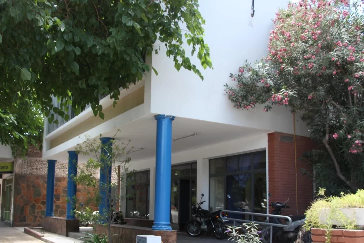 Hacía disturbios en la calle e intentó agredir con un cuchillo a los policías: tenía 15 denuncias por robo