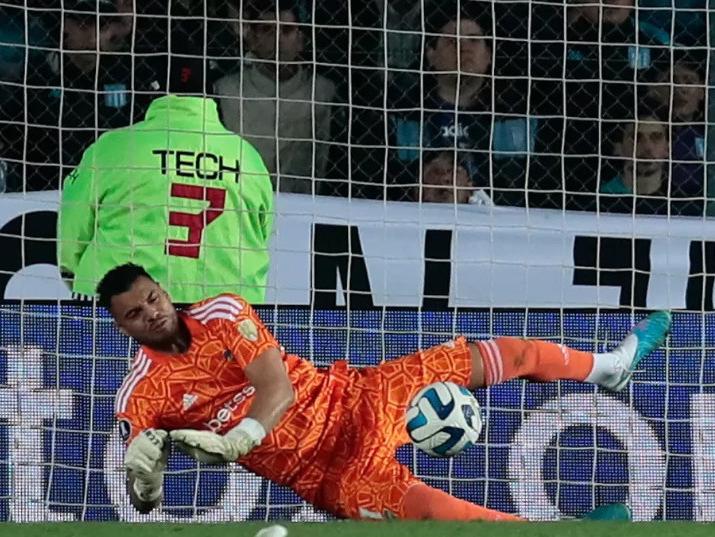 En Boca sólo hay elogios para “Chiquito” Romero