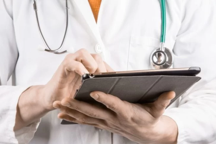 Todo sobre el trámite para pedir no pagar la suba de las prepagas