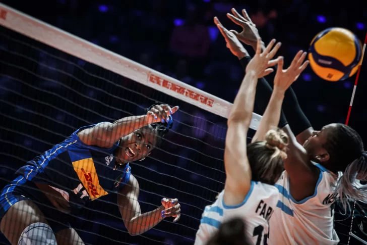 Las Panteras, sin chance ante Italia