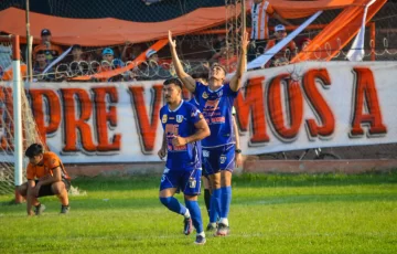 Unión y Peñaflor, adentro