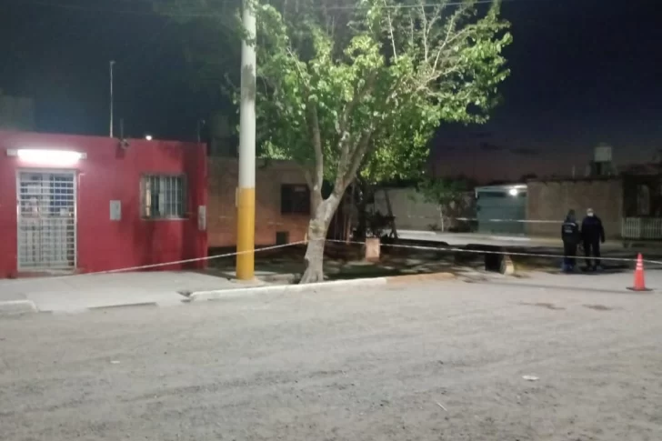 Discutió con otro chico y el primo lo mató de una puñalada en el pecho