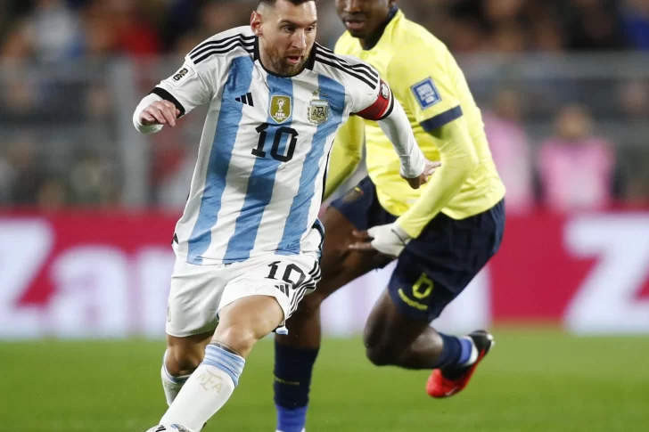 Messi, sin lesión pero es duda