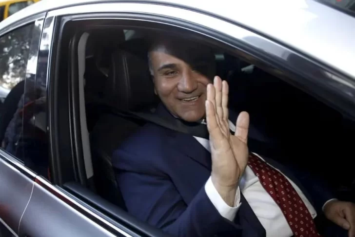 Manzur admite que tiene los días contados en el Gabinete