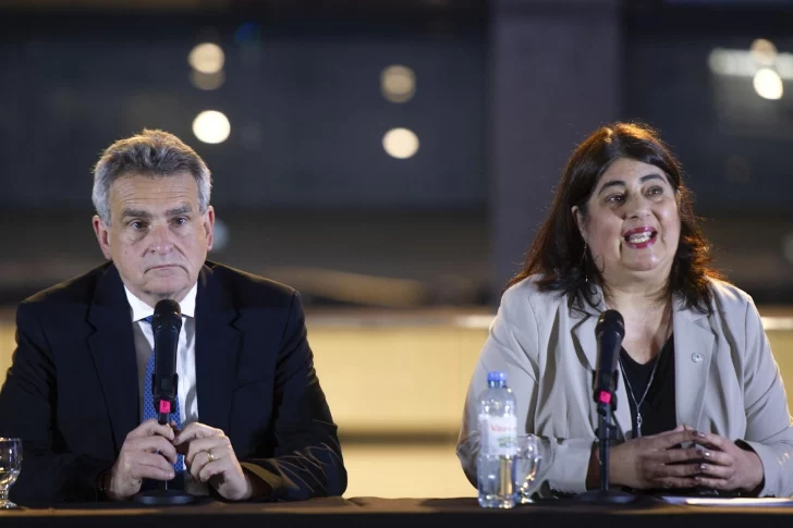 Más de la mitad de los trabajadores del Estado, con estudios superiores