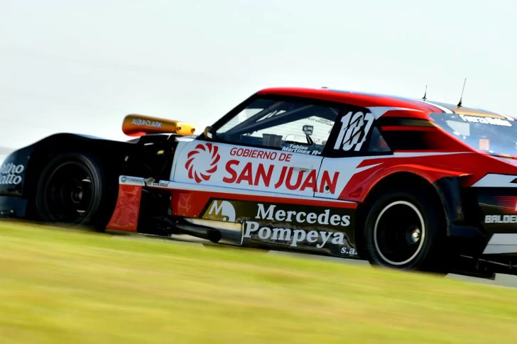 Martínez larga desde la 2da fila en el TC Pista Mouras