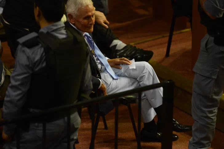 A los 93 años, murió el represor Etchecolatz