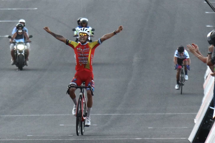 Tivani festejó en una emotiva y luchada etapa