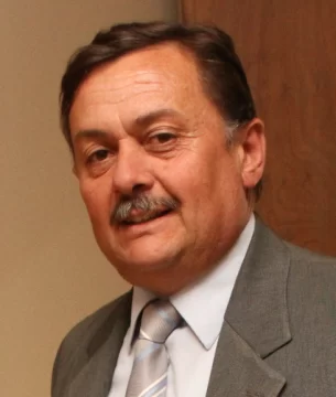 Hipoacúsica admitió que quiso suicidarse y matar a sus 3 hijas con gas, le dan 10 años Hipoacúsica admitió que quiso suicidarse y matar a sus 3 hijas con gas, le dan 10 años