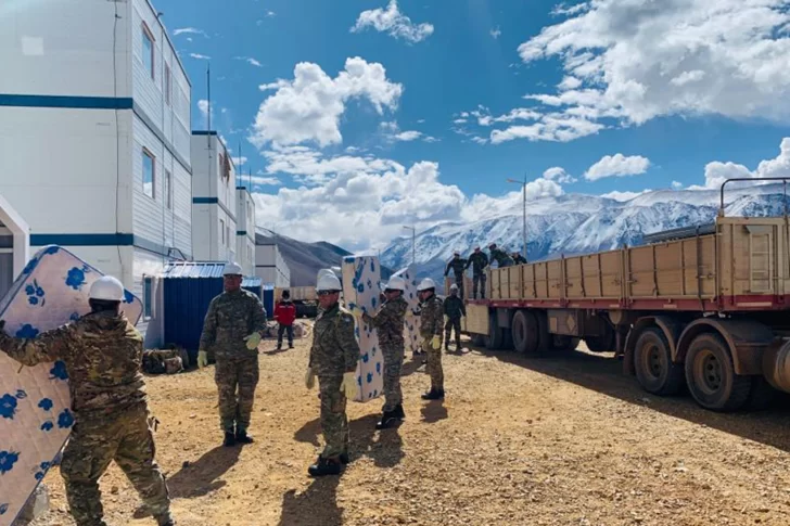 Barrick donó camas, carpas, 2 edificios y 21 contenedores