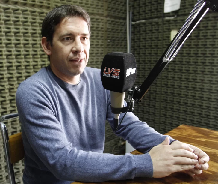 El ministro de la Producción no descartó una ley para que productores eficienticen el riego El ministro de la Producción no descartó una ley para que productores eficienticen el riego