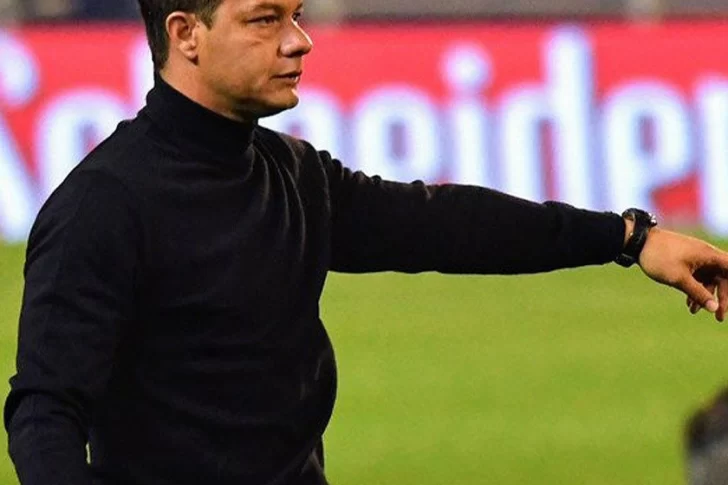 Battaglia seguirá por un año más