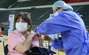 Vacunas: preparan un seguimiento on line para saber cuánto falta para el turno Vacunas: preparan un seguimiento on line para saber cuánto falta para el turno