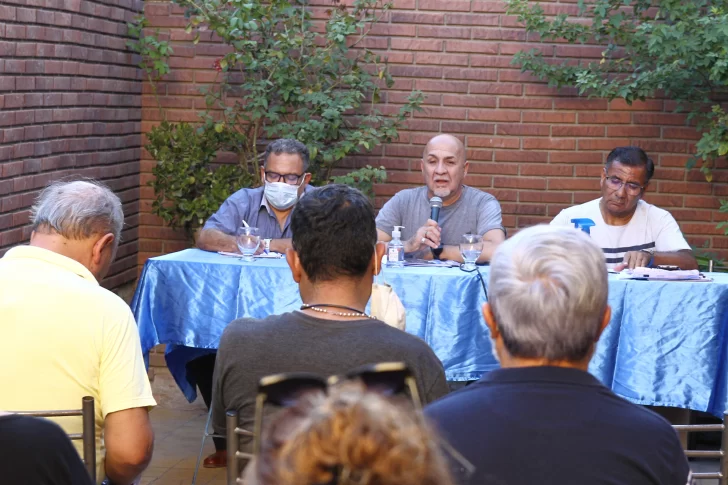 Los gremios rechazaron la propuesta y el Gobierno no descartó una mejora