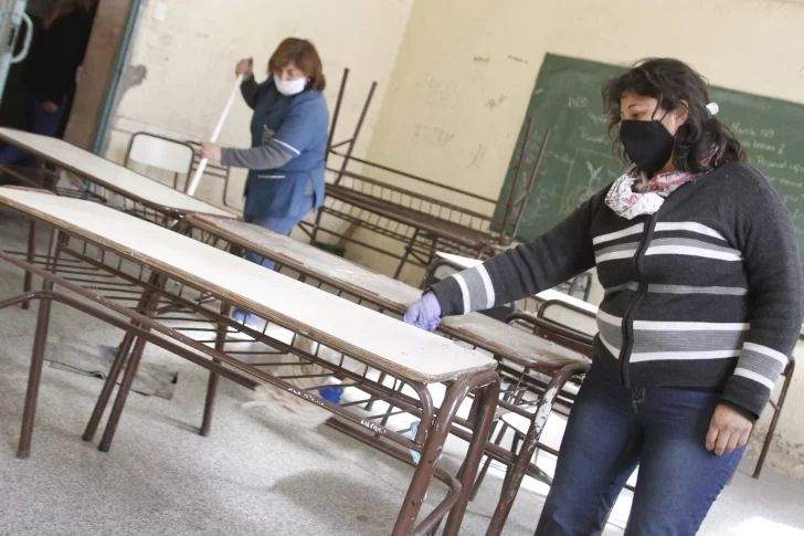 Buscan que a fines de agosto empiece a crecer la presencialidad de alumnos