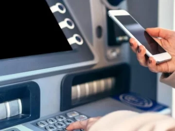 Cayó en un ‘cuento del tío’ y cuando se dio cuenta de la estafa, se descompensó