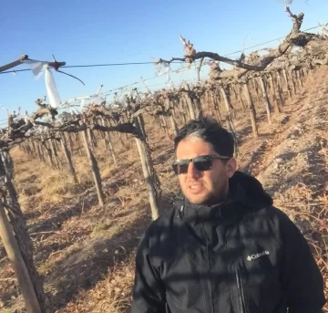 Frente a la crisis económica invertir es cuidar el dinero Frente a la crisis económica invertir es cuidar el dinero