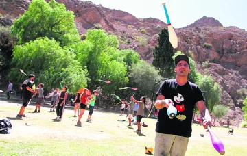 Acrobacias entre los cerros