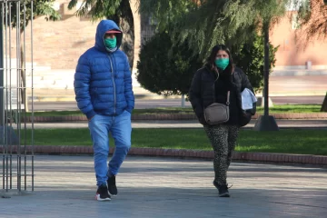 Alerta: tras el frío extremo, el martes arranca con neblina pero sube un poco la temperatura Alerta: tras el frío extremo, el martes arranca con neblina pero sube un poco la temperatura