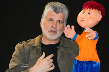 Títeres en retablo virtual