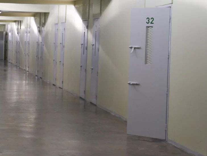 Prisión efectiva a un sujeto que golpeó, amenazó y secuestró por 9 meses a su pareja Prisión efectiva a un sujeto que golpeó, amenazó y secuestró por 9 meses a su pareja