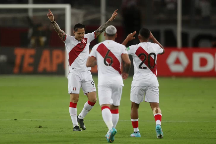 Perú venció a Paraguay y se quedó con la plaza de repechaje