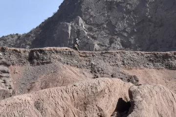 Rescataron a una mujer que cayó a un barranco mientras hacía trekking Rescataron a una mujer que cayó a un barranco mientras hacía trekking