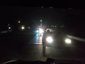 Al menos 7 choques en un tramo de la Circunvalación por el armado de tribunas del ciclismo