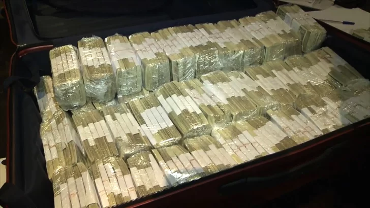 Un remisero con poco trabajo jugó al Quini y se ganó más de 100 millones de pesos Un remisero con poco trabajo jugó al Quini y se ganó más de 100 millones de pesos