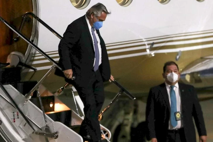 Alberto Fernández viaja hoy a Perú para la asunción de Pedro Castillo