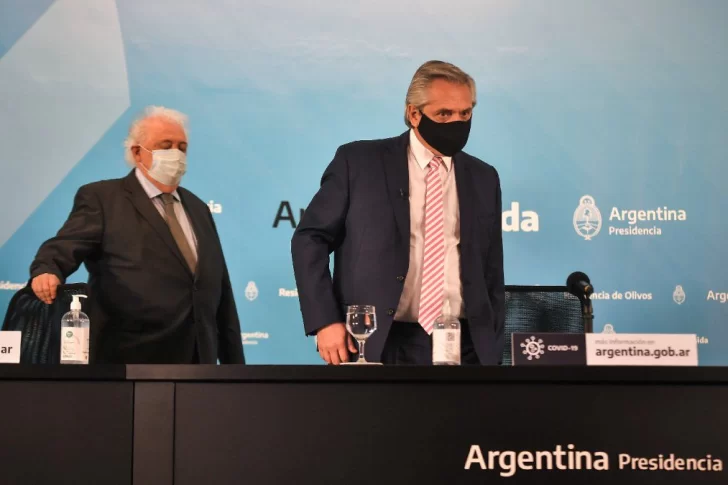 Fernández dijo que será el primero en recibir la vacuna rusa “para que nadie tenga miedo”